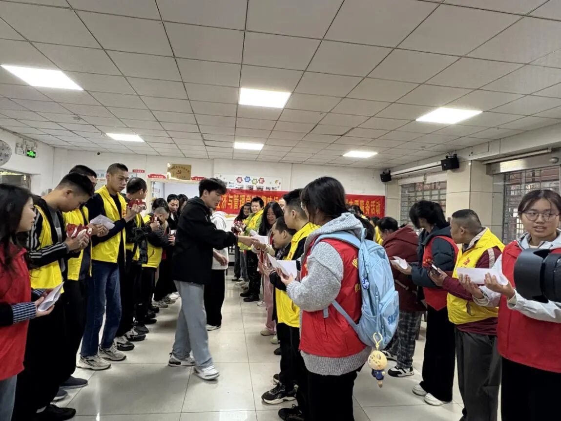 �⎟��(j��ng)�܌W(xu��)Ժ�_չ��Ȥζ�\�ӂ�����������������ǰ�С�